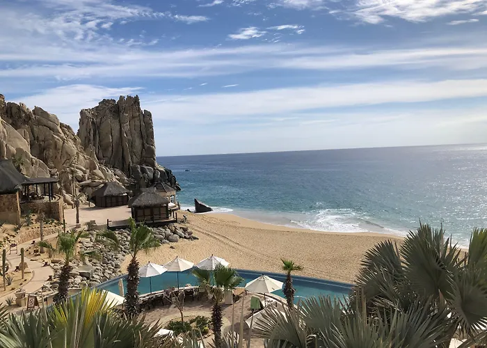 Grand Solmar Land's End Resort *